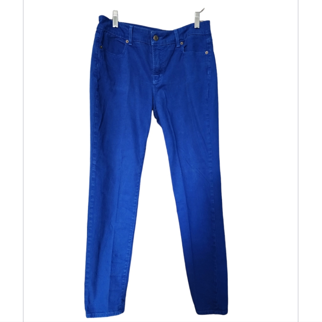 Preowned Blue Essence Jeans